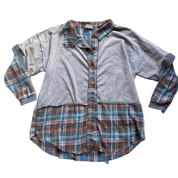 Oli & Hali Tops - 🙂Oli & Hali Layered Plaid Sweatshirt Flannel Oversized Raw Hem Grunge Smile | L